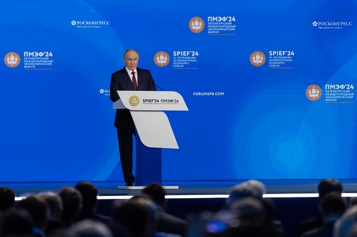    Владимир Путин: "Сейчас Россия занимает четвёртое место по размеру ВВП, по паритету покупательной способности, опередив Японию". Фото: Bai Xueqi/globallookpress