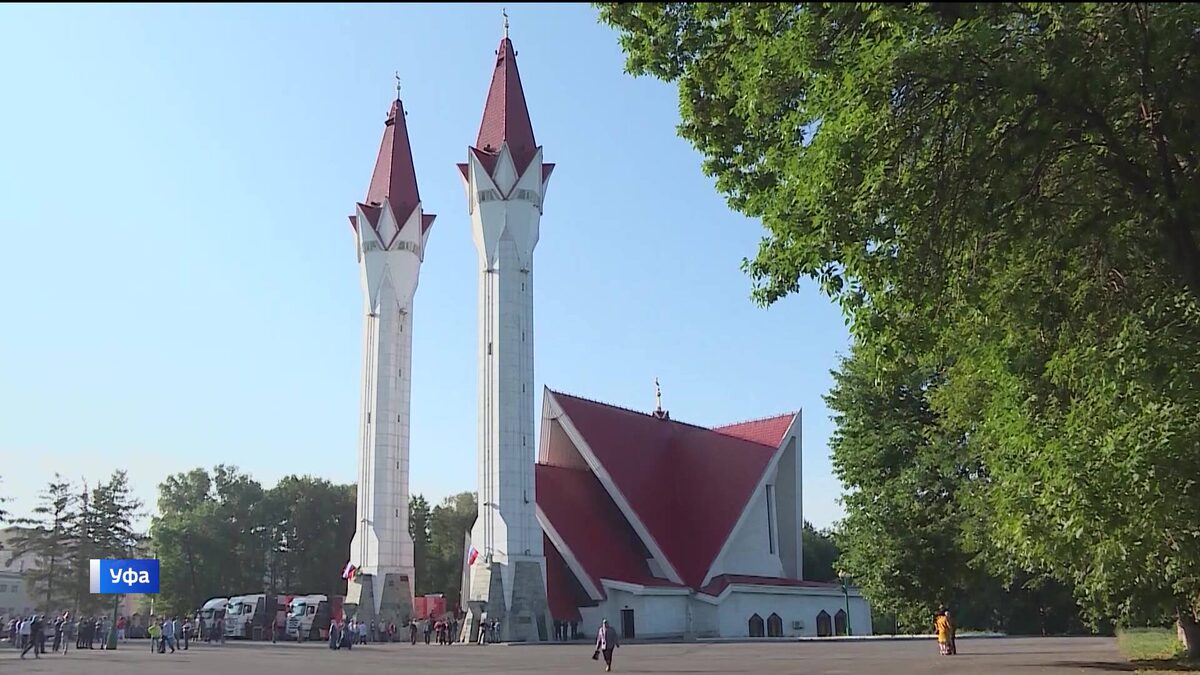    В Уфе богослужения на Курбан-Байрам пройдут в 23 мечетях