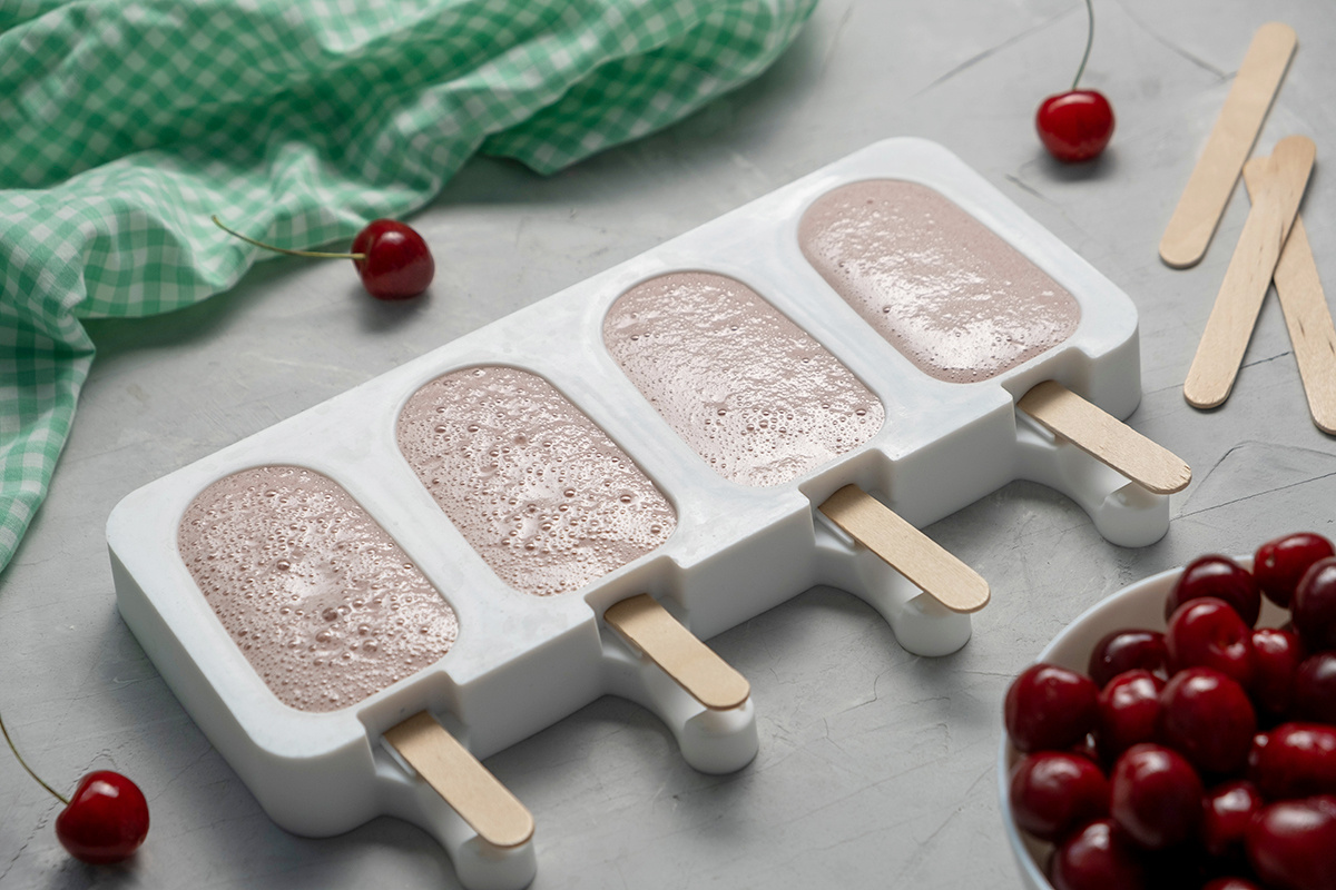 Tenzen / Shutterstock / FOTODOM📷Фруктовый лед с йогуртом