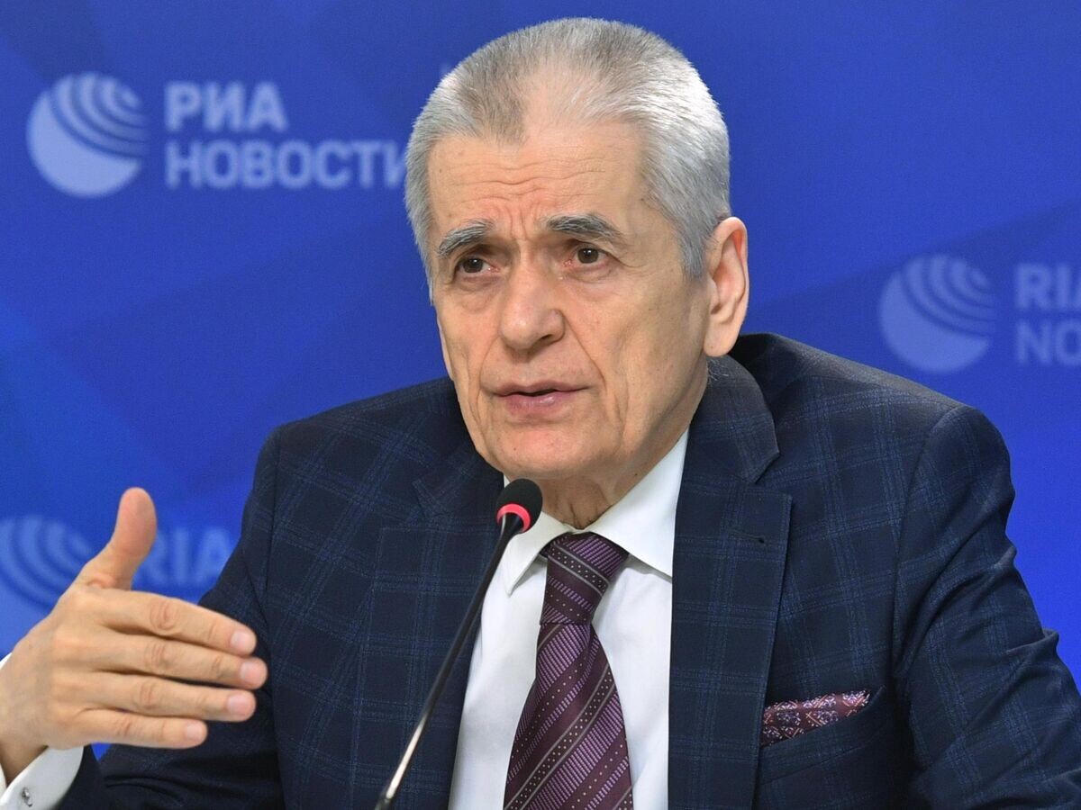    Геннадий Онищенко во время пресс-конференции в МИА "Россия сегодня"© РИА Новости / Владимир Трефилов