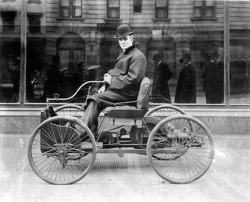 Википедия📷Ford Quadricycle — первый автомобиль Генри Форда