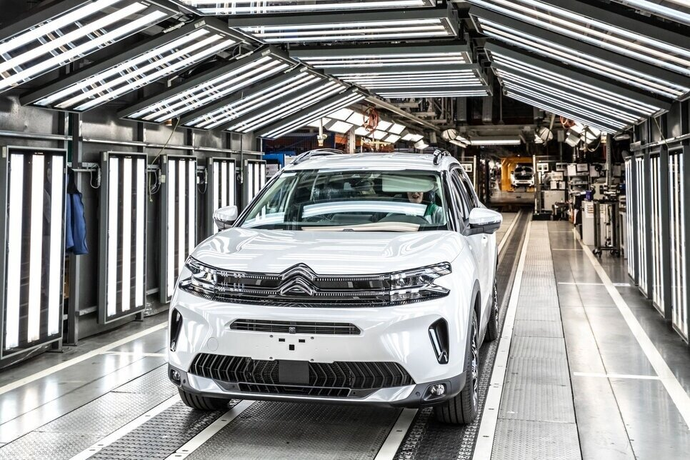 Citroen C5 Aircross на заводе ПСМА Рус. Фото: Сергей Арбузов / Дром  📷
