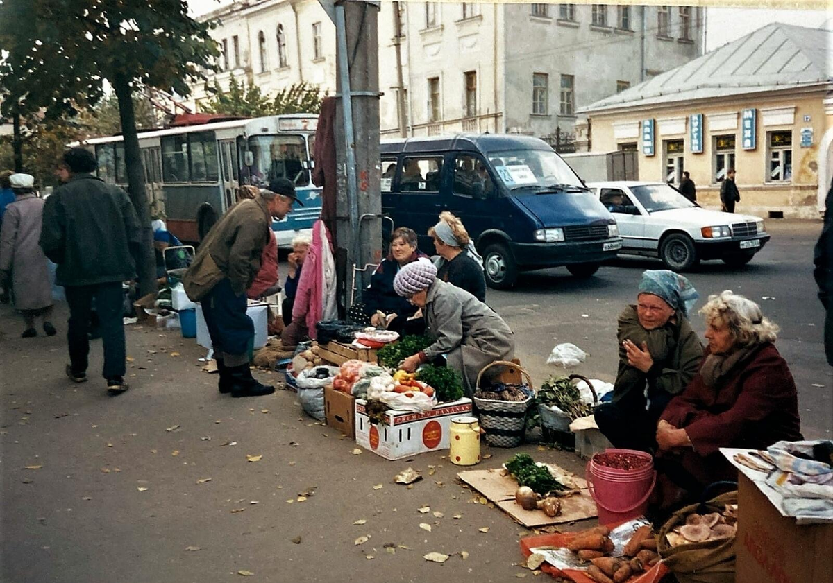 15 снимков: Россия 90-х глазами француженки Лиз Сарфати, прожившей в стране 10 л