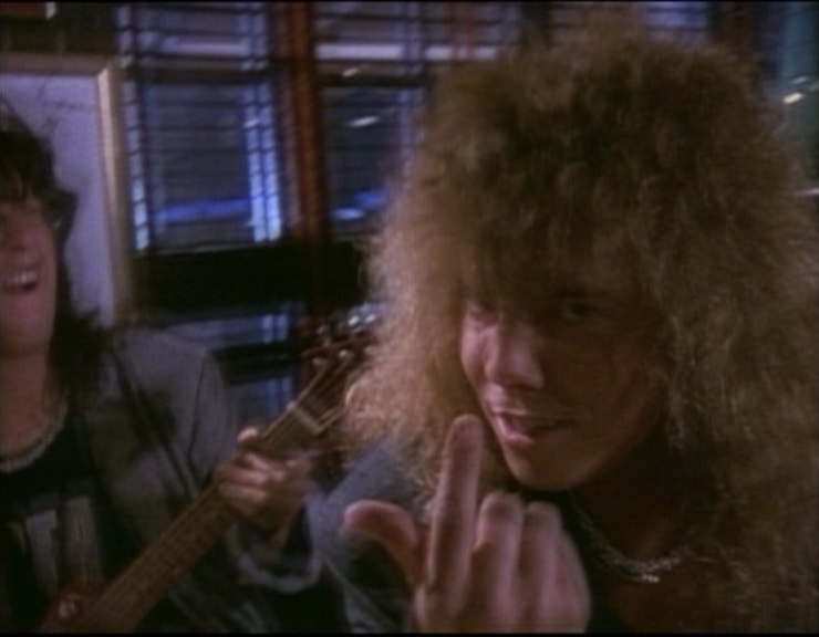 Джоуи зовет тебя повеселиться!)