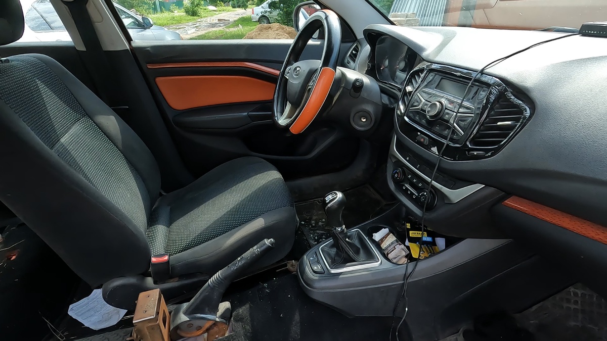    Слежка за многодетной мамой и поджог авто