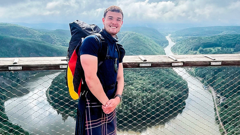    Шотландский болельщик Крейг Фергюсон на пути в Мюнхен.из соцсетей Крейга Фергюсона