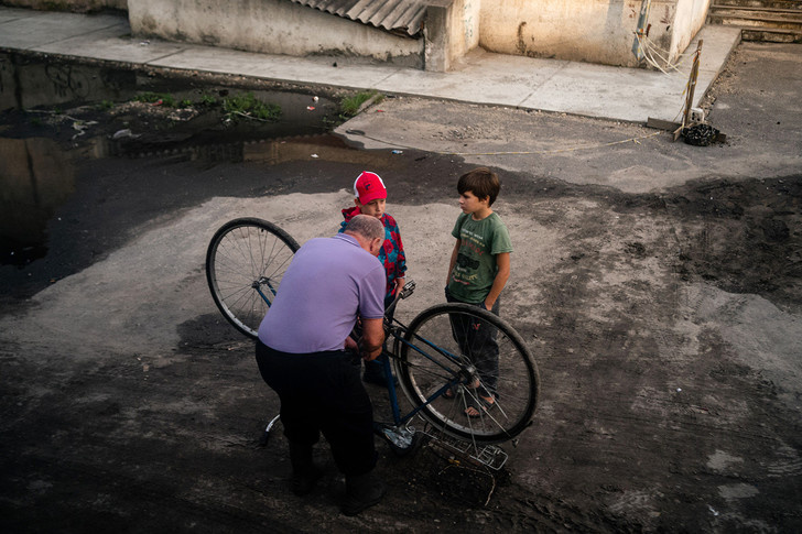 Сами ломали, сами ремонтировали