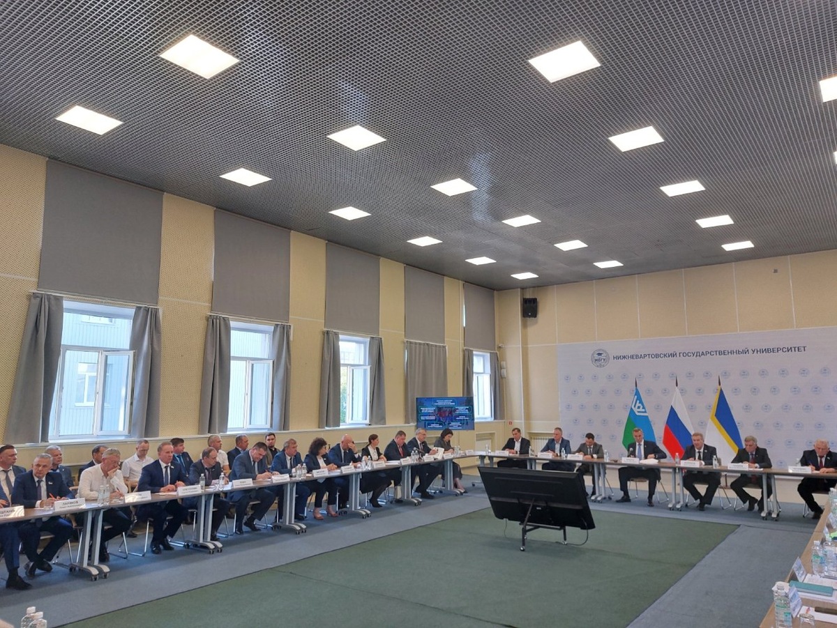    Руслан Кухарук поблагодарил Нижневартовск за открытый диалог