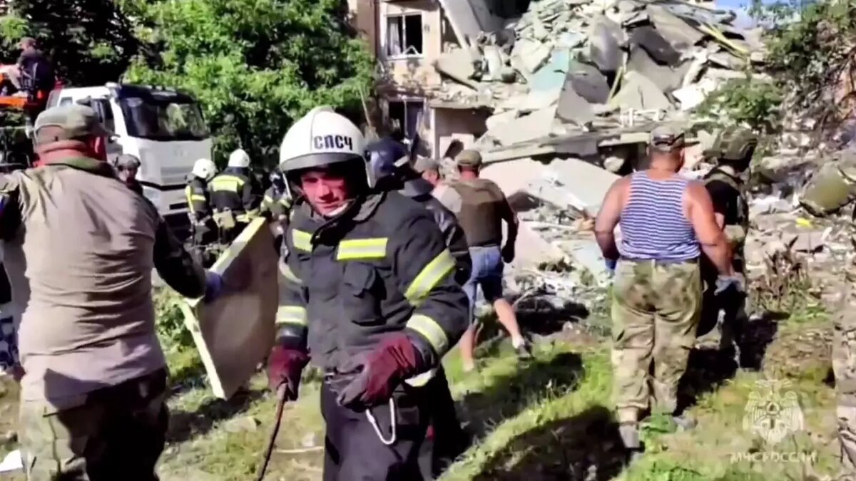     Источник: Телеграм-канал МЧС РФ