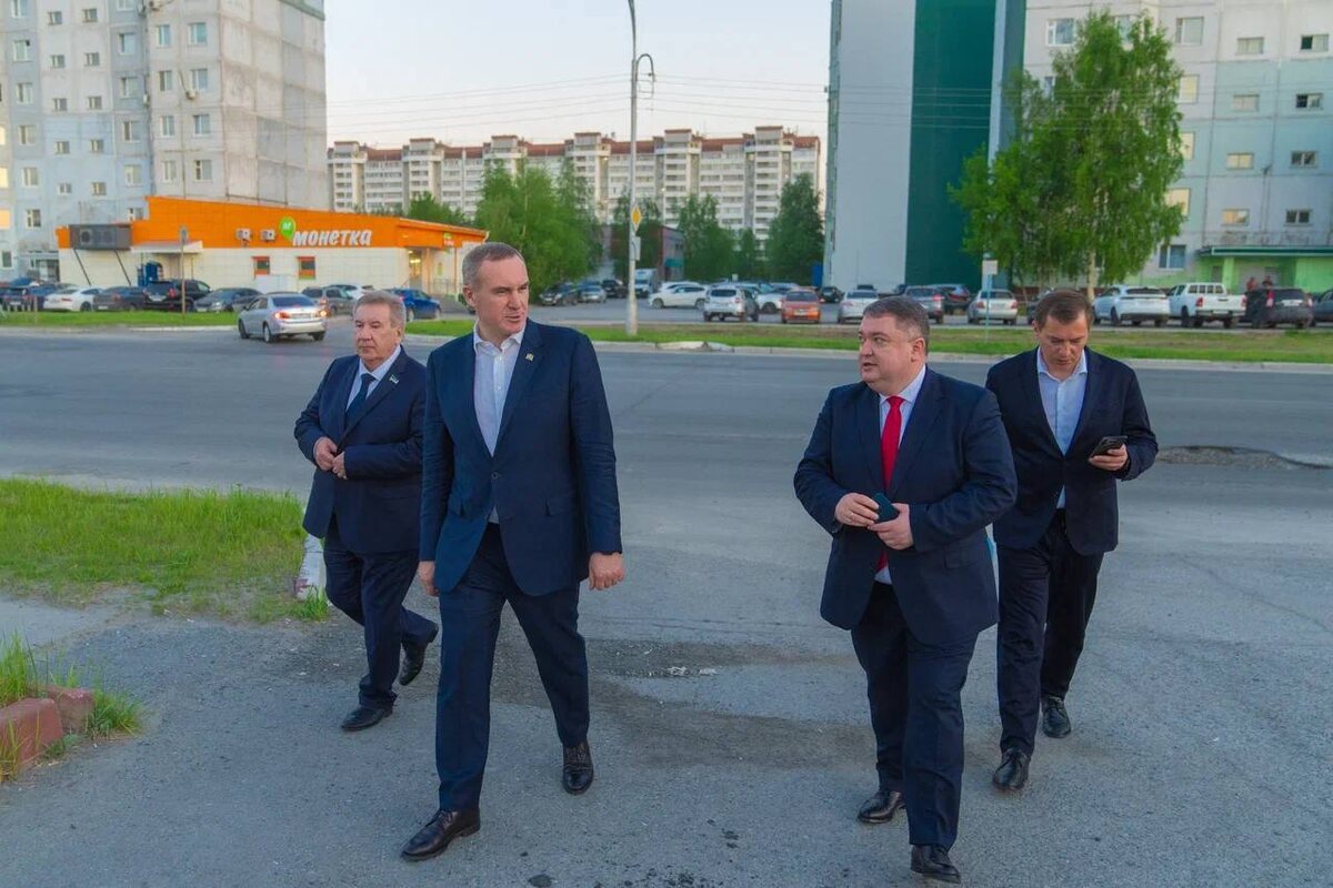    Руслан Кухарук по просьбе горожан проверил качество дорог Нижневартовска
