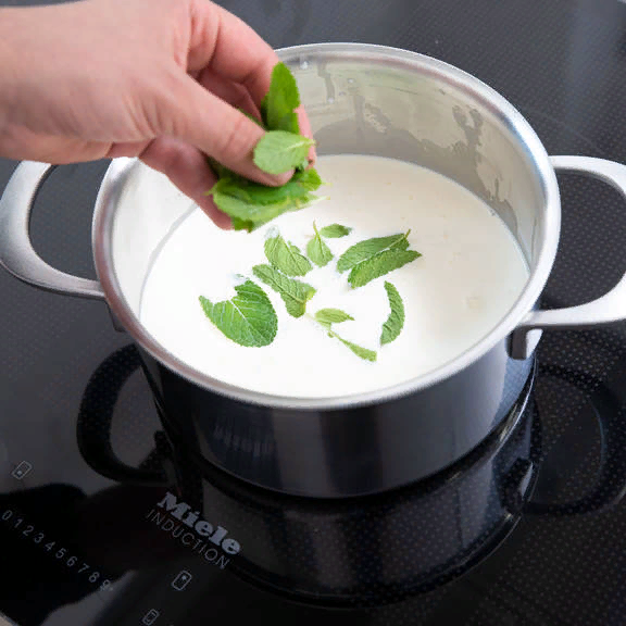 Сливки с молоком