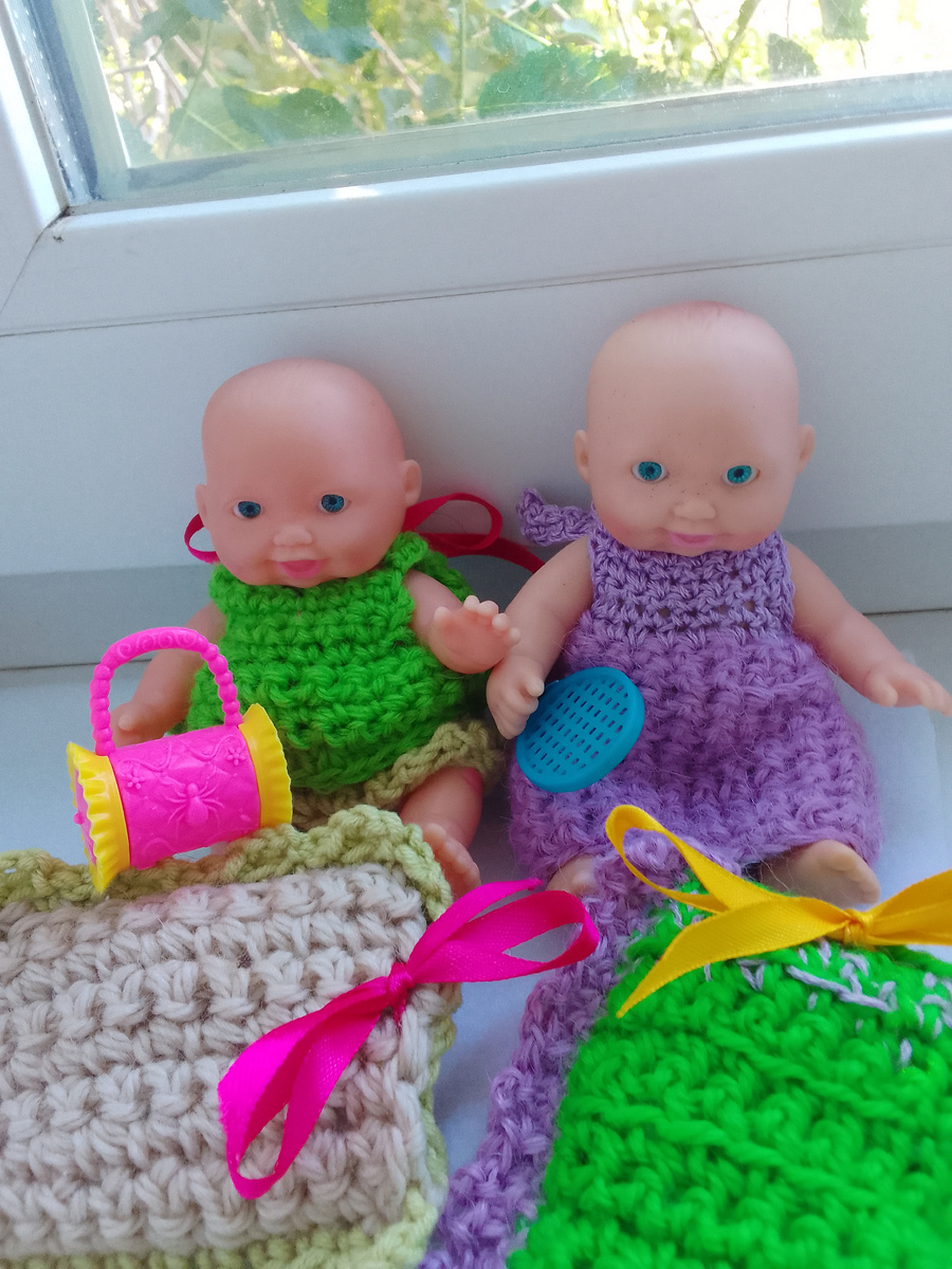 Бабушкины пупсики. Фото автора