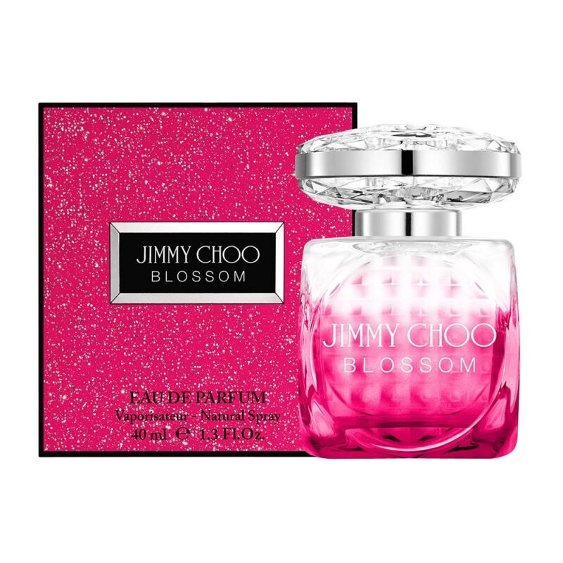 Jimmy Choo Blossom Jimmy Choo — это аромат для женщин, он принадлежит к группе цветочные фруктовые. Jimmy Choo Blossom выпущен в 2015 году. Парфюмер: Louise Turner. Верхние ноты: Малина, Красные ягоды и Цитрусы; средние ноты: Сладкий горошек и Роза; базовые ноты: Белый мускус и Сандал.
