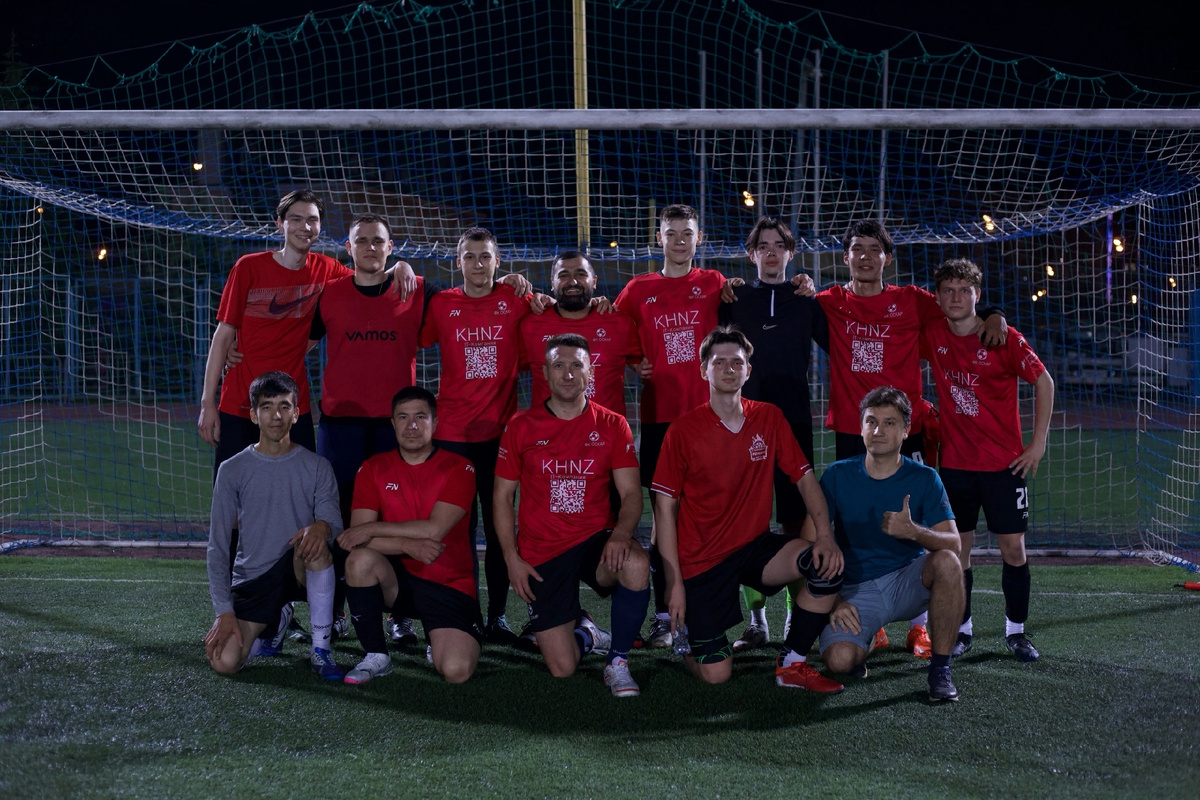 Команда ФК Оскар