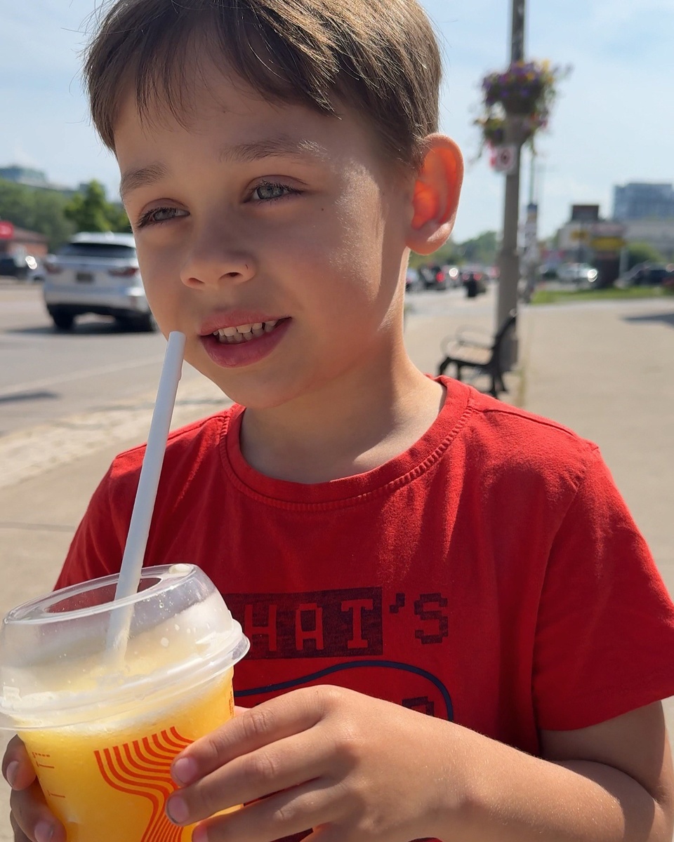 * на фото мой внук, которому на днях было уже 6 лет🙈