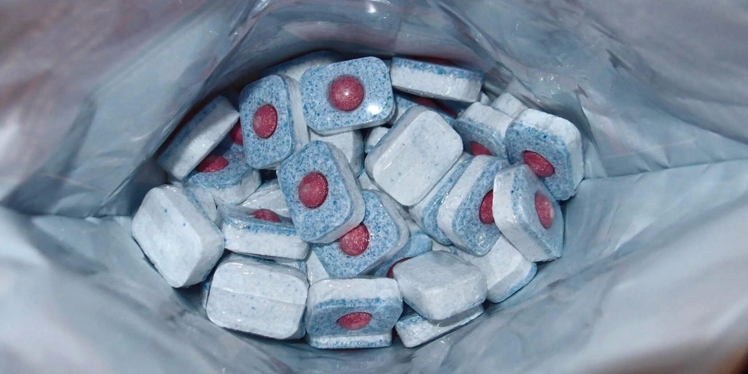 Универсальное средство: 6 причин иметь дома запас таблеток для посудомоечной машины