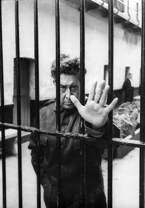 Хосе Давид Альфаро Сикейрос в тюрьме Лекумберри, 1960