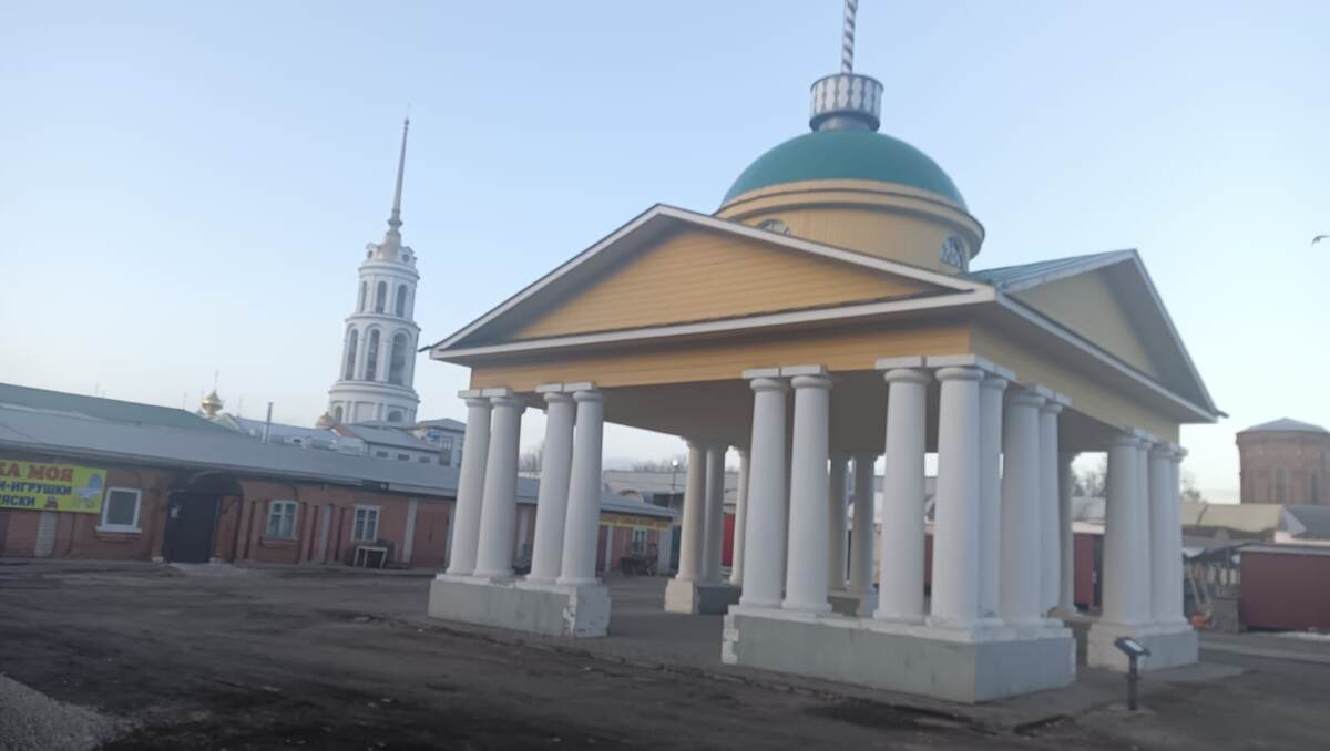 Мерные весы, памятник федерального значения, архитектор Маричелли.