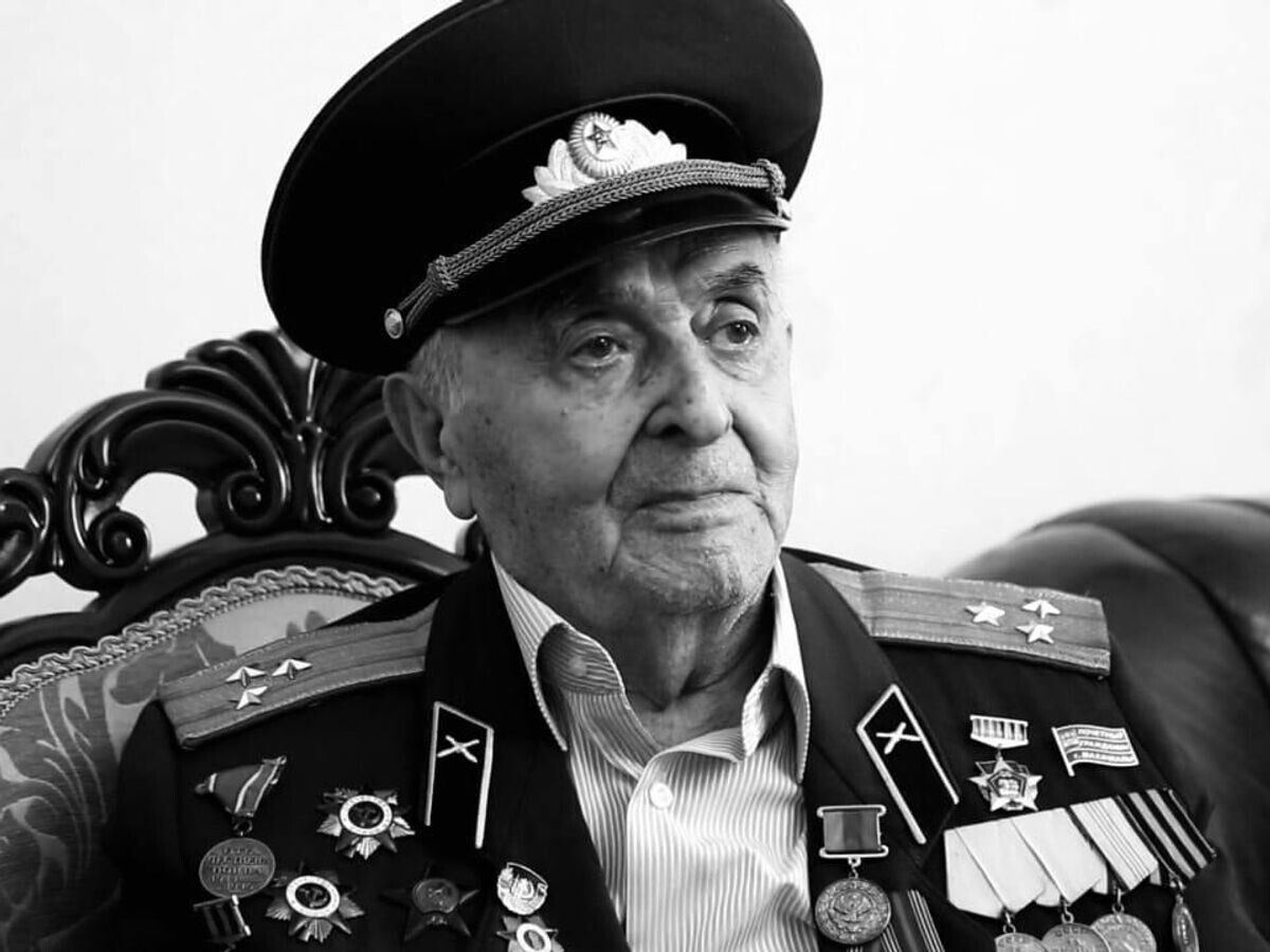    Ветеран Великой Отечественной войны Ильяс Казиханов© Фото : пресс-служба главы города Махачкалы