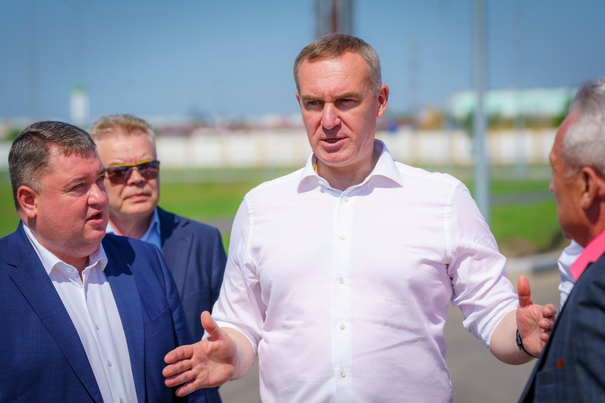    Руслан Кухарук предложил каждую свободную площадь в Нижневартовске пустить на пользу городу