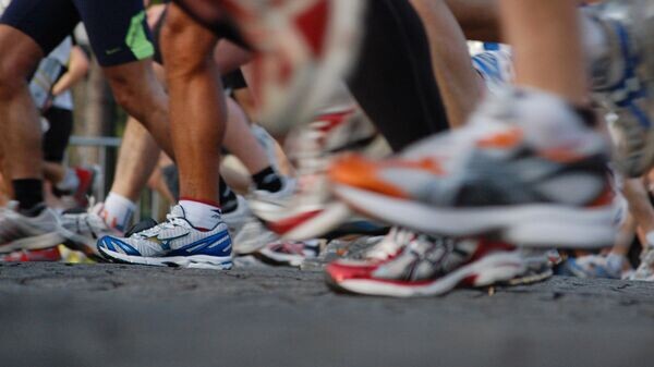    CC BY 2.0 / Josiah Mackenzie / Running Shoes