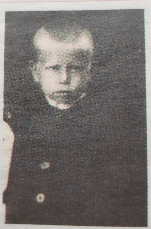 Это маленький Минька. Фото 1935 - 1936 годов.