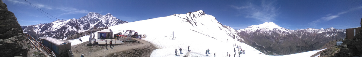 панорамное фото с горы Чегет