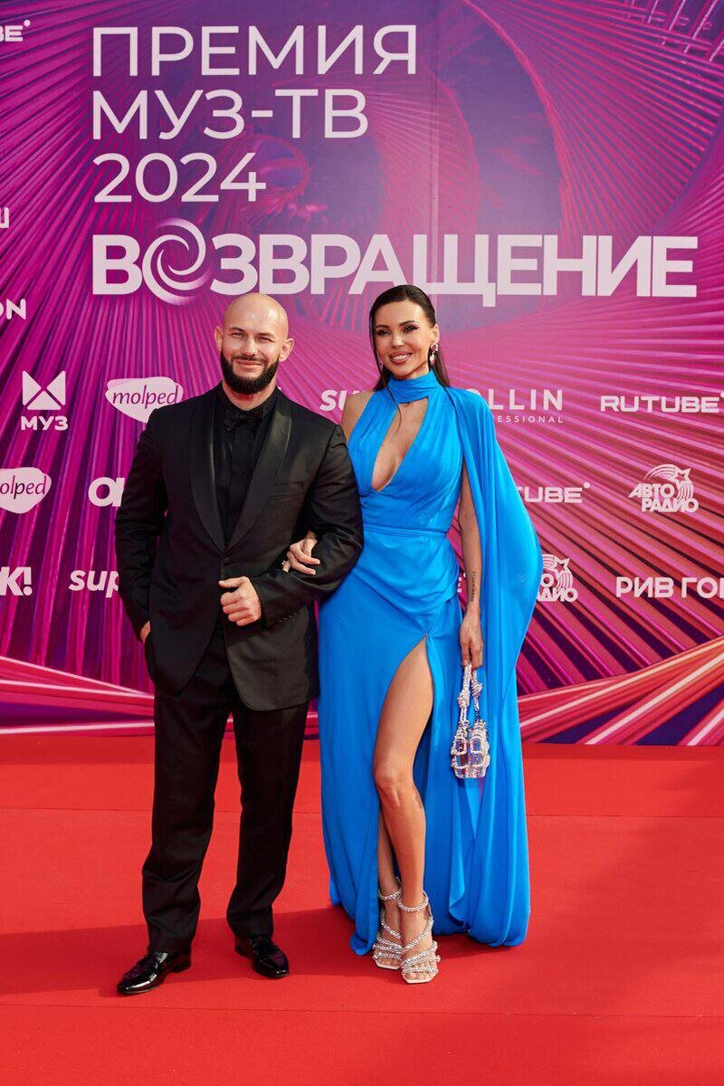 Оксана Самойлова и Джиган на премии МУЗ-ТВ "Возвращение"