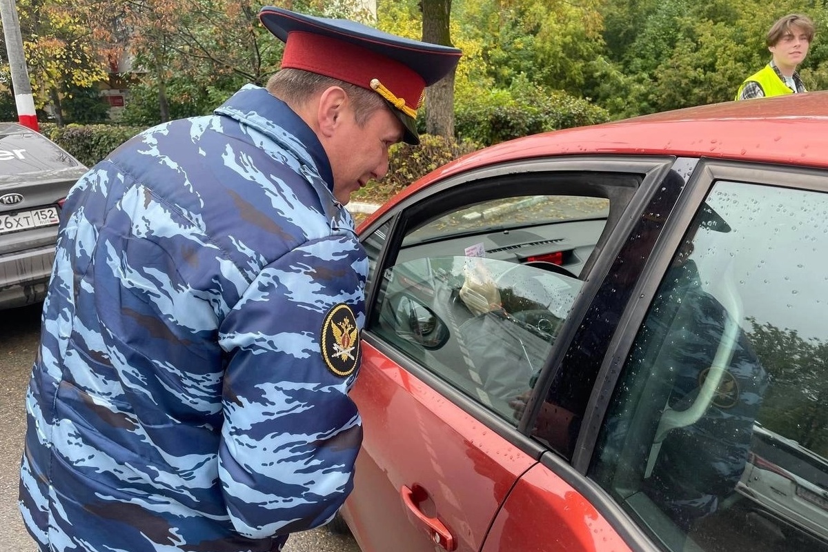 У нарушителей ПДД начали конфисковывать машины, которые им не принадлежат. Как сообщал ранее портал Avtospravochnaya.