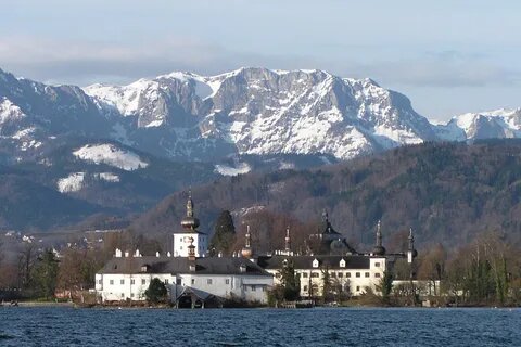 Замок Орт.