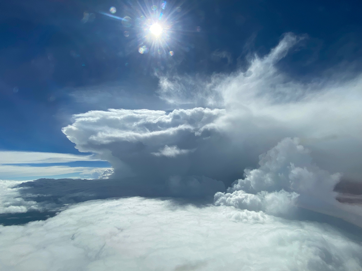 Я тучка-тучка-тучка, я вовсе не медведь) 