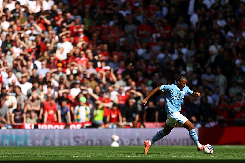 Мануэль Аканджи, чемпион Англии в составе "Манчестер Сити" в этом сезоне.