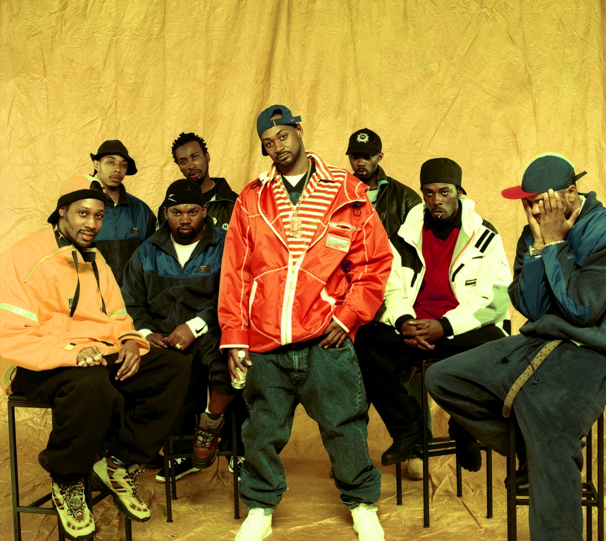 Wu-Tang Clan в 1997 году, Ghostface стоит. Фото: Bob Berg/Getty Images