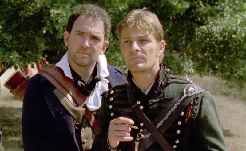 Кадр из фильма "Ватерлоо Шарпа", снятого по книге Корнуэлла.