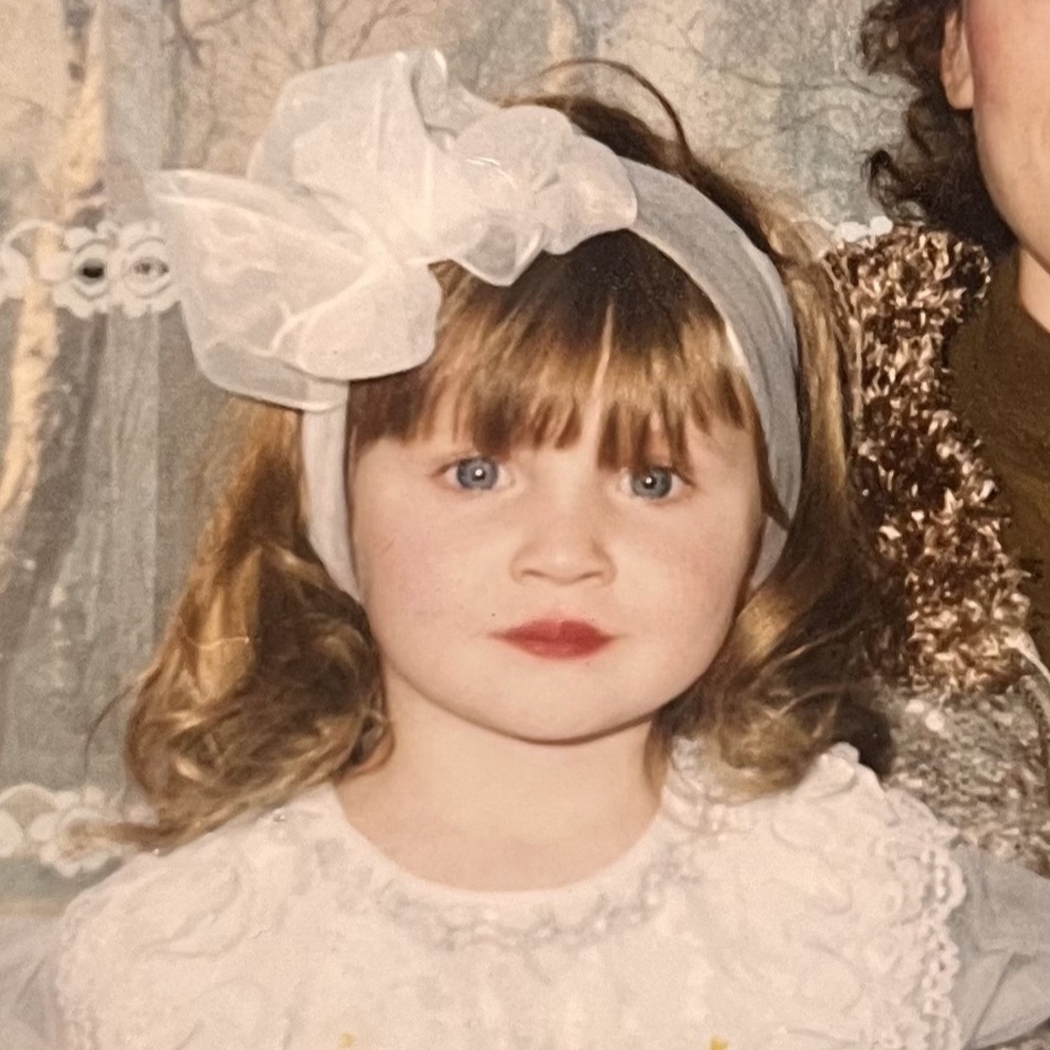 Я тащила пьяного отца домой и надеялась, что меня похвалят!..