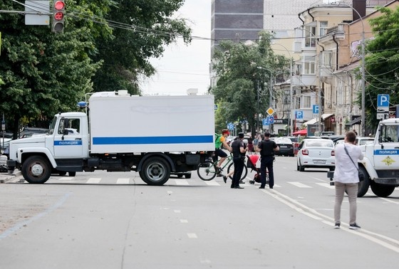    Обстановка около следственного изолятора № 1 в Ростове-на-Дону