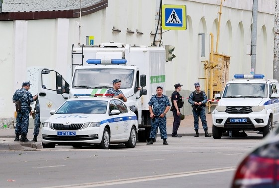    Обстановка около следственного изолятора №1 в Ростове-на-Дону