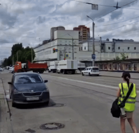 ШТУРМ ДЛИЛСЯ ВСЕГО НЕСКОЛЬКО МИНУТ. ВИДЕО: ТГ-КАНАЛ "ОПЕРАТИВНЫЕ СВОДКИ"