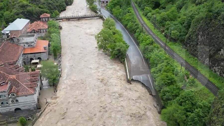 Автор: http://cdn.iz.ru/sites/default/files/styles/900x506/public/news-2024-06/Снимок%20экрана%20%28864%29.jpg?itok=Il47-rKk