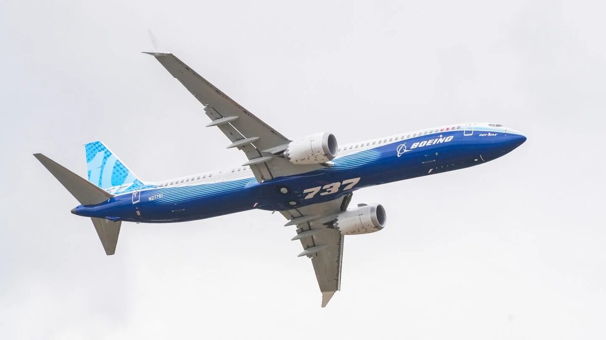 25 мая, в США, пассажирский Boeing 737 Max 8, летевший из солнечного Феникса в не менее солнечный Окленд, совершил «голландский шаг».