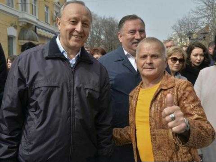 Бывший губернатор Радаев и Чирик. Угадайте кто есть кто?