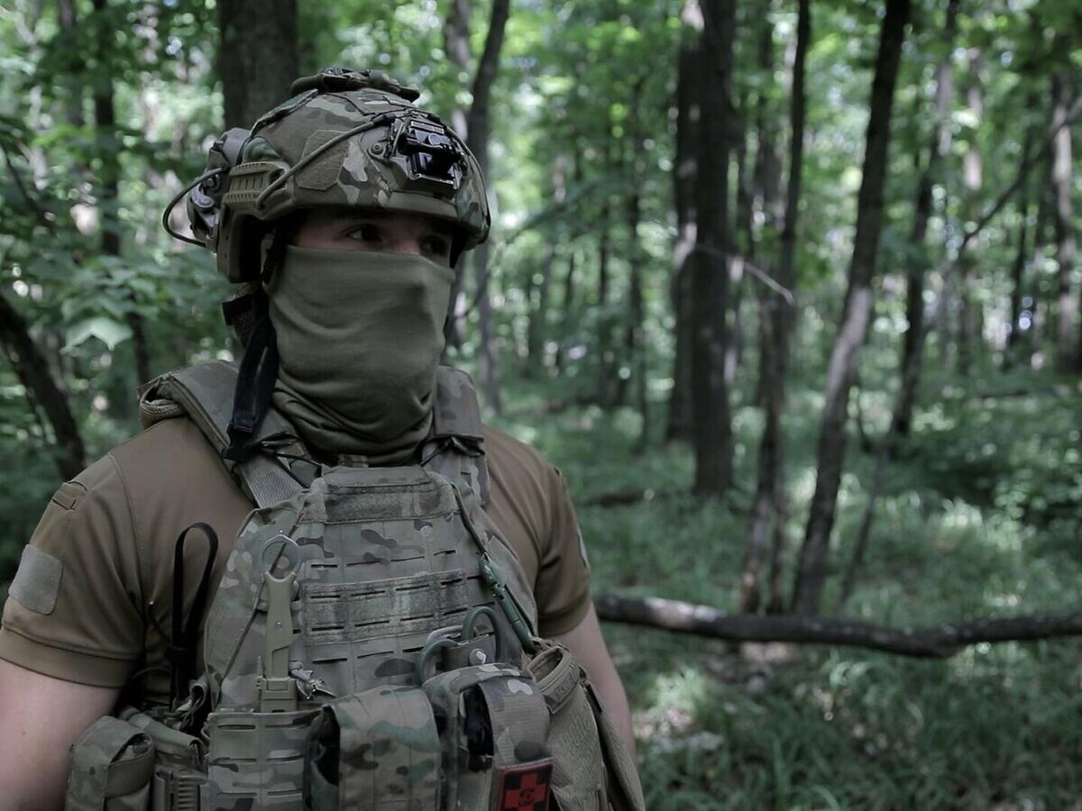   Оператор боеприпаса "Ланцет" о стягивании техники ВСУ на Харьковском направлении© РИА Новости