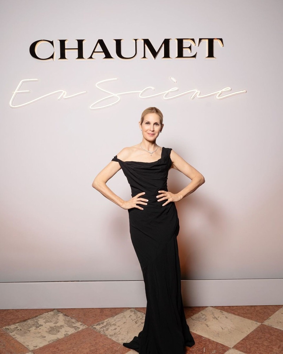    Келли Разерфорд