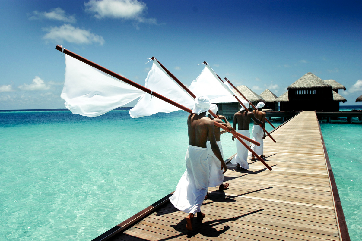 Мальдивы — мечта каждого, кто ищет идеальное место для отдыха с белоснежными пляжами, бирюзовыми водами и бесконечным летом. Но знаете ли вы все интересные факты об этом райском уголке?-2