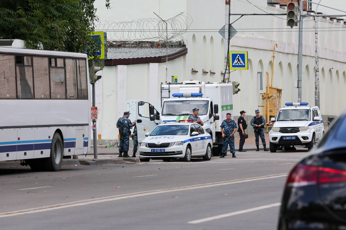    Что произошло в Ростове? Захват заложников в СИЗО и ликвидация террористов