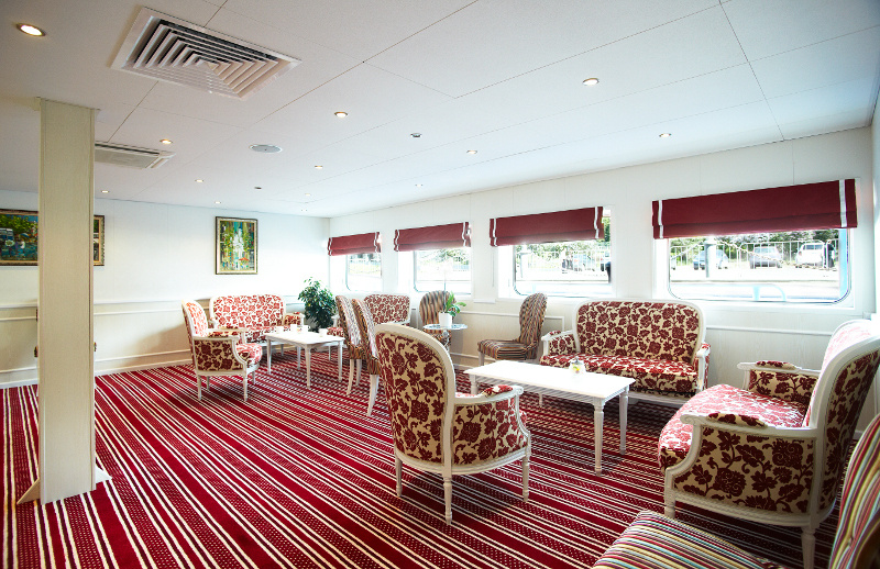 Фото взяты с официального сайта круизной компании "Мостурфлот".