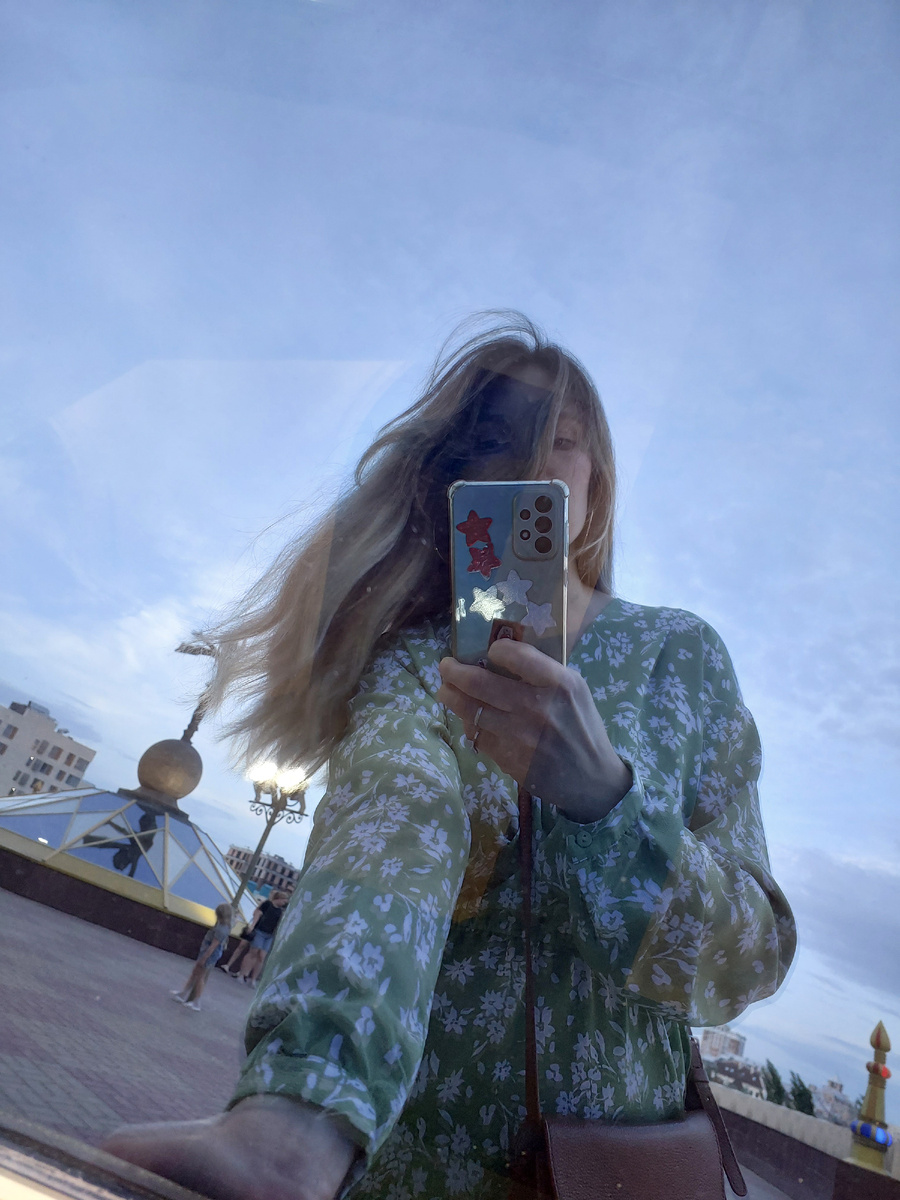 Автор сегодня высушил волосы перед сном, а вы?