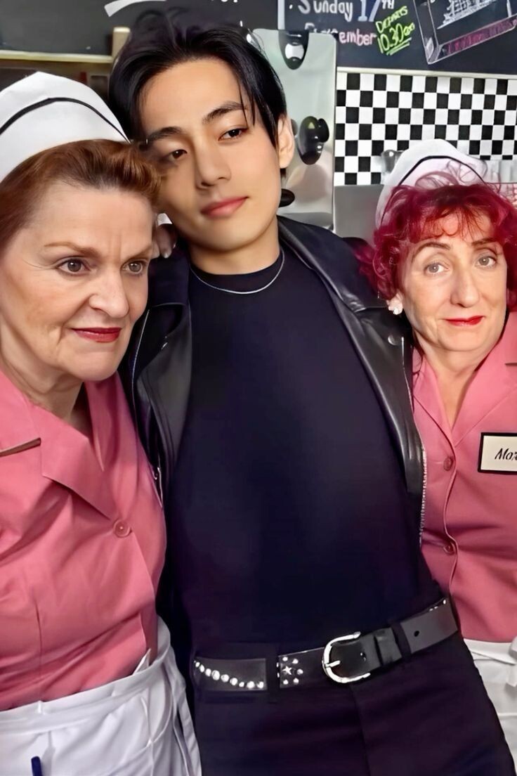 Без женщин жить нельзя на свете, нет ...