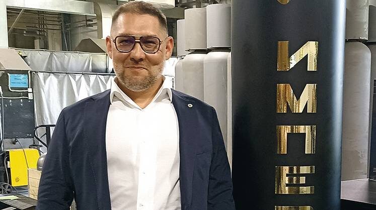    фото автора Основатель и владелец компании ИСП Сергей Лекторович считает. что в его компании работают перфекцио нисты, поэтому у них предусмотрено четыре вида испытаний продукции и 60 точек двойного контроля по 216 параметрам