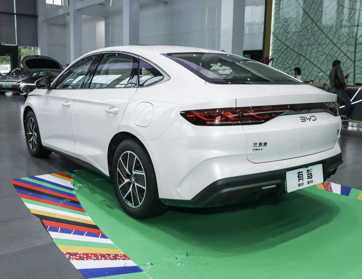 BYD Qin L 